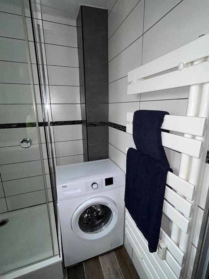 Appartement Jolie Vue Wifi 贝桑松 外观 照片