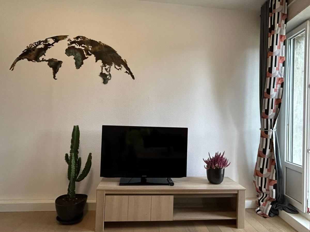 Appartement Jolie Vue Wifi 贝桑松 外观 照片